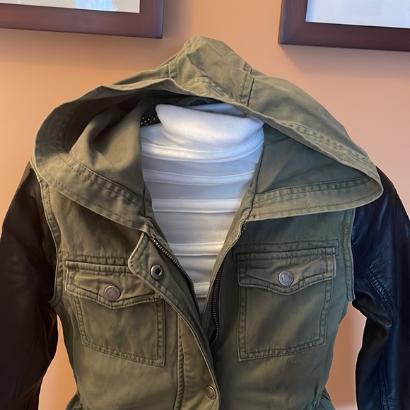 Abercrombie kids army green jacket - Picture 3 of 8